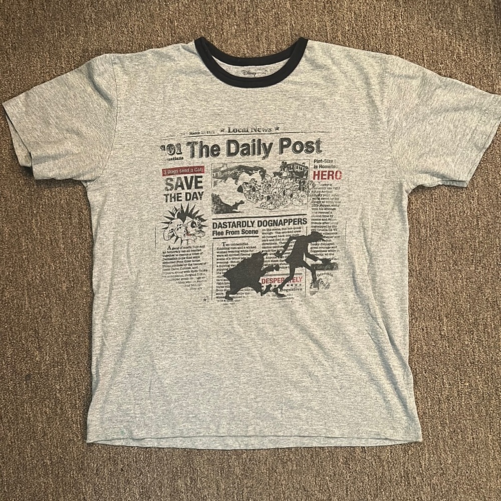 Women’s Small Disney 101 Dalmatians T-Shirt *Good Condition*